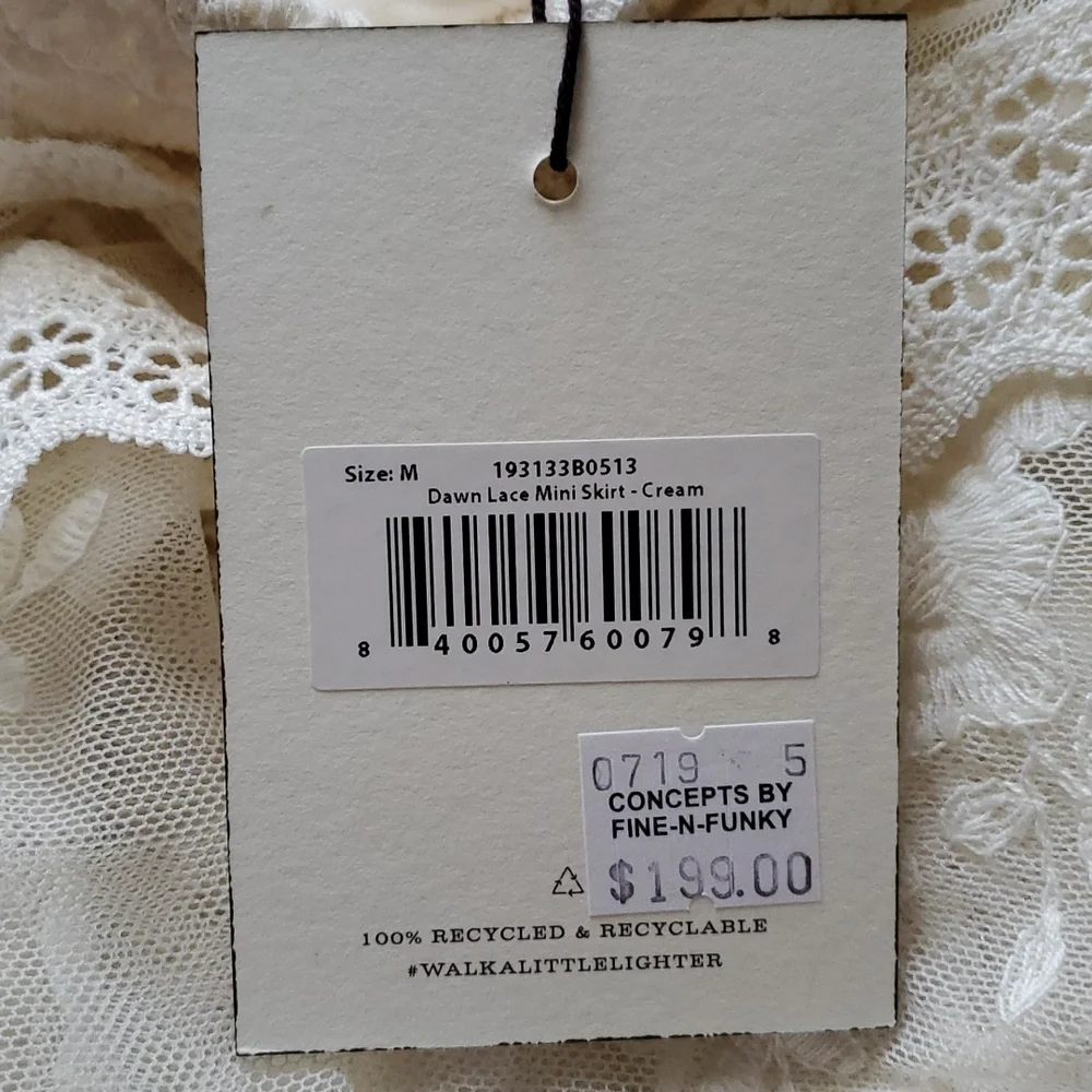 Spell and the gypsy dawn lace mini skirt - Picture 4 of 6